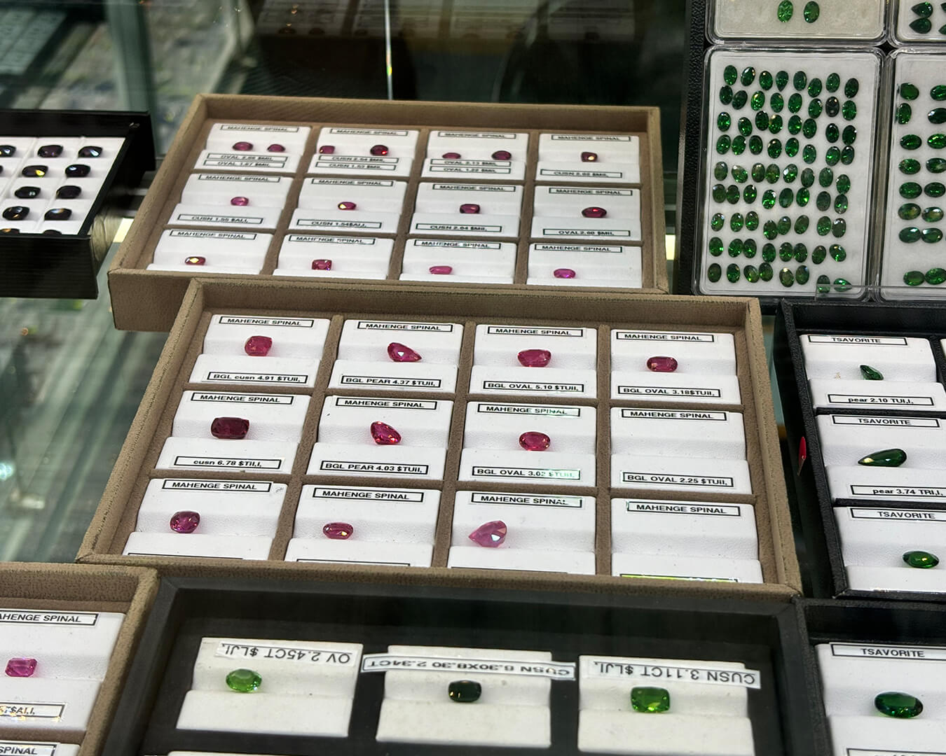 Bright Future Gems Co., Ltd. 1